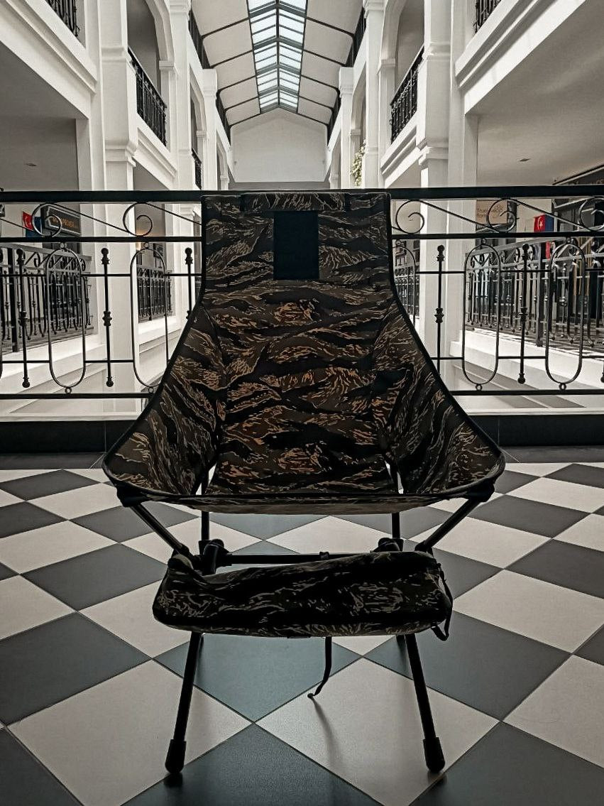 IS-08 Tactical Chair Two